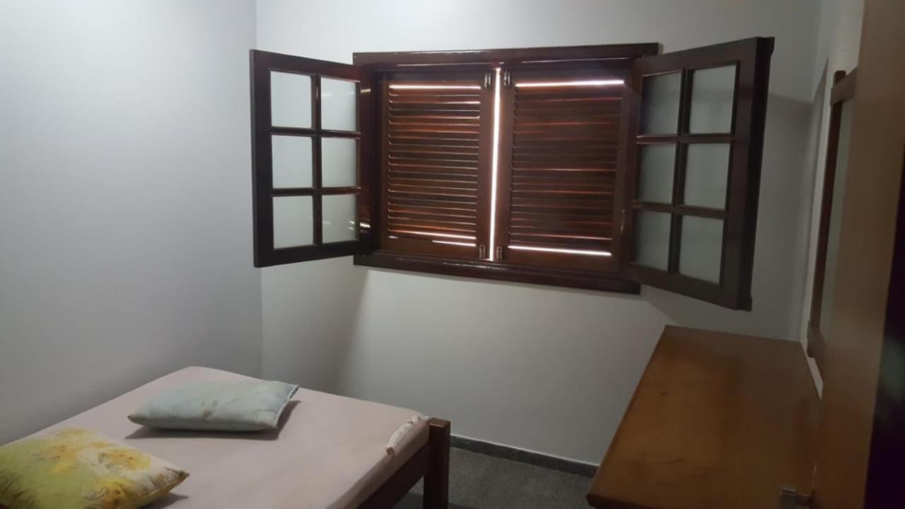 Villa Chacara Charbella Tres Ranchos Exterior foto